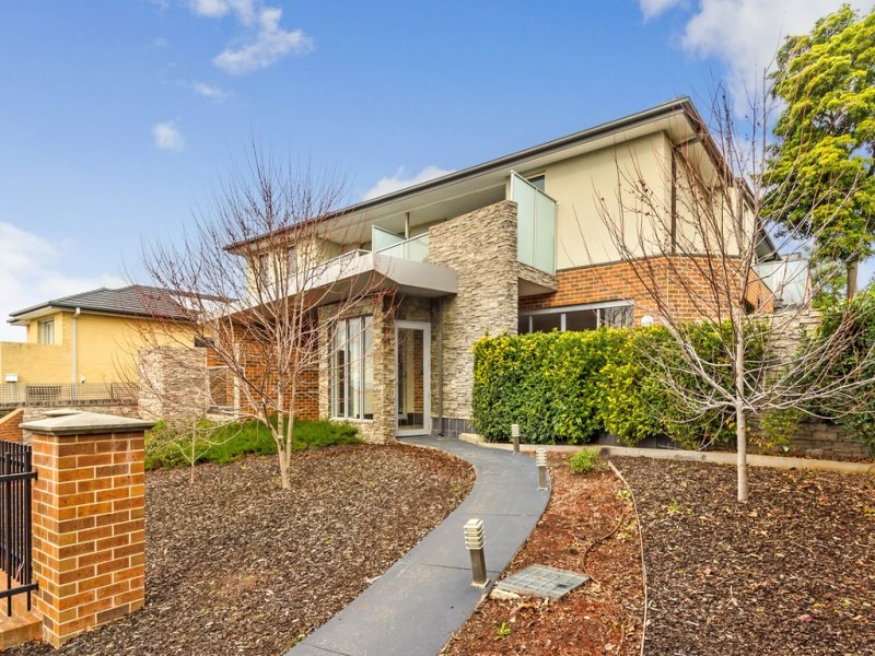 206/662 Whitehorse Road, Mont Albert image 2