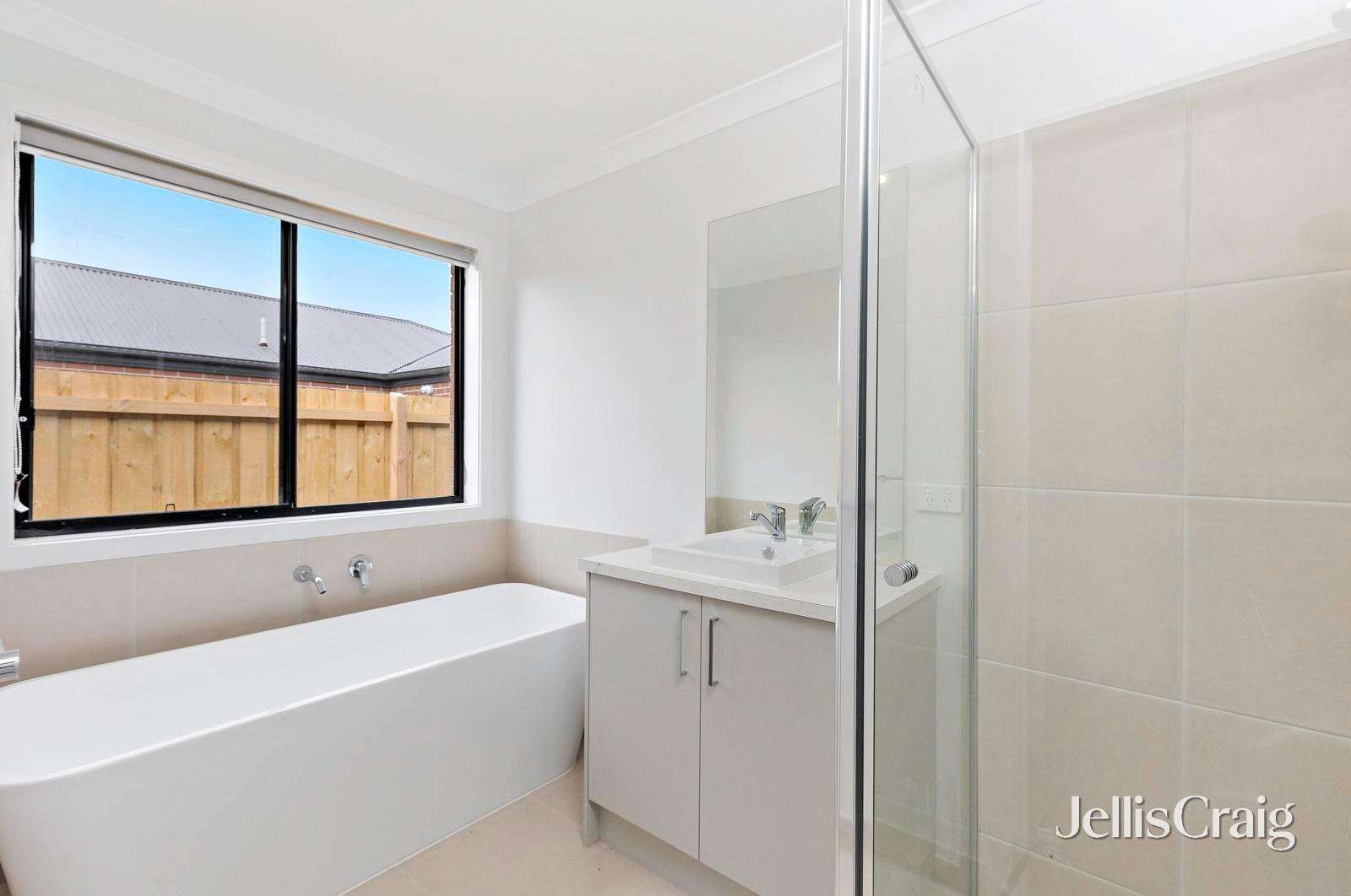 207 Tait Street, Sebastopol image 5