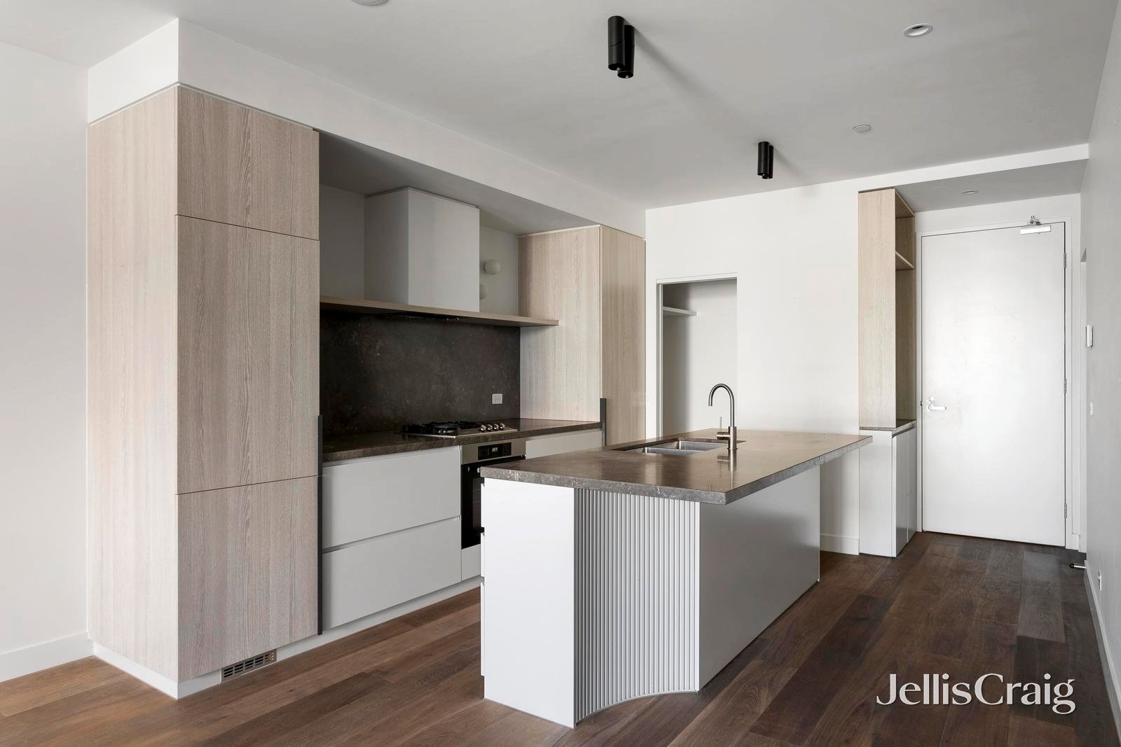 207/1 Cook Street, Hawthorn image 2