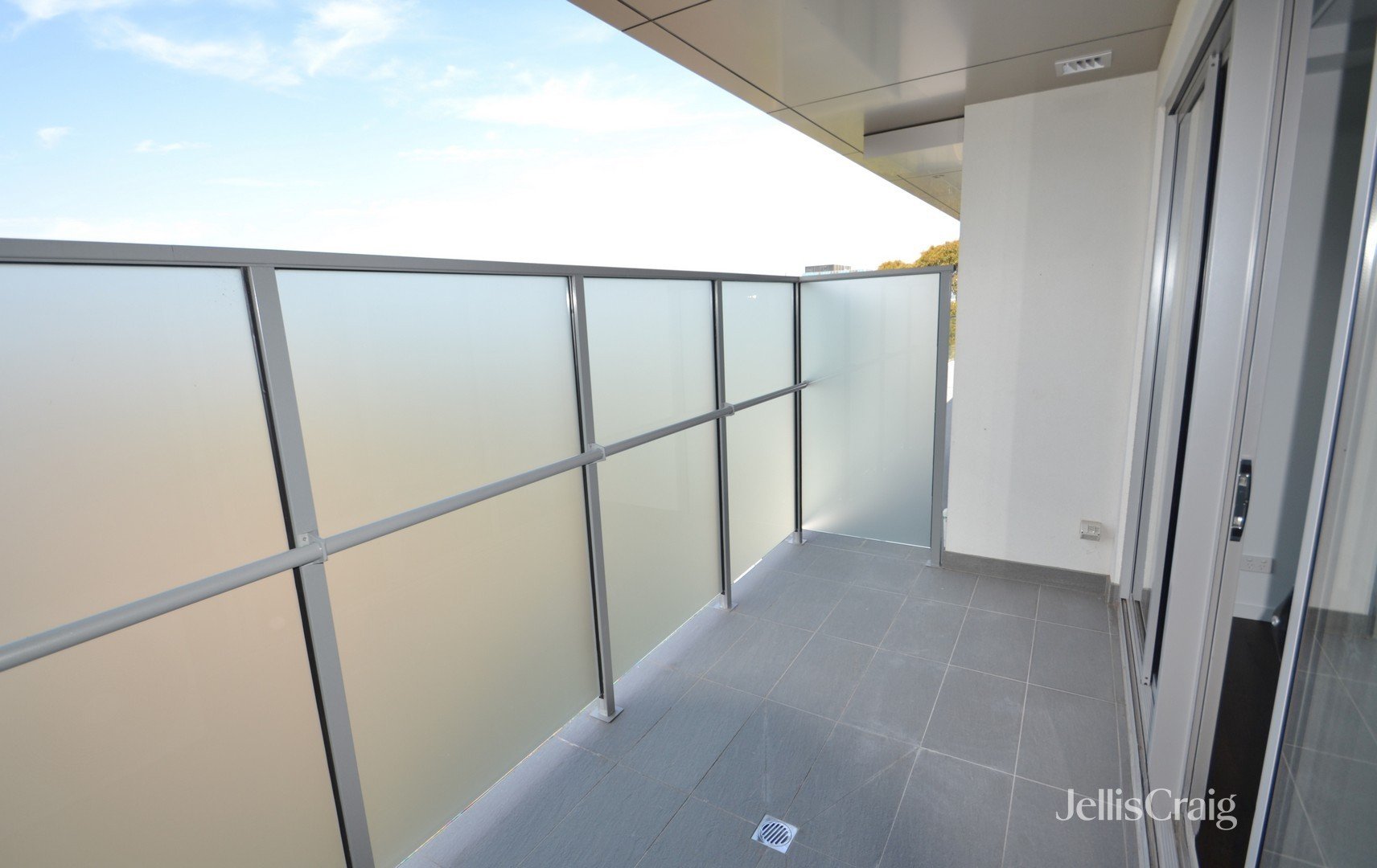 207/1 Powlett Street, Heidelberg image 8