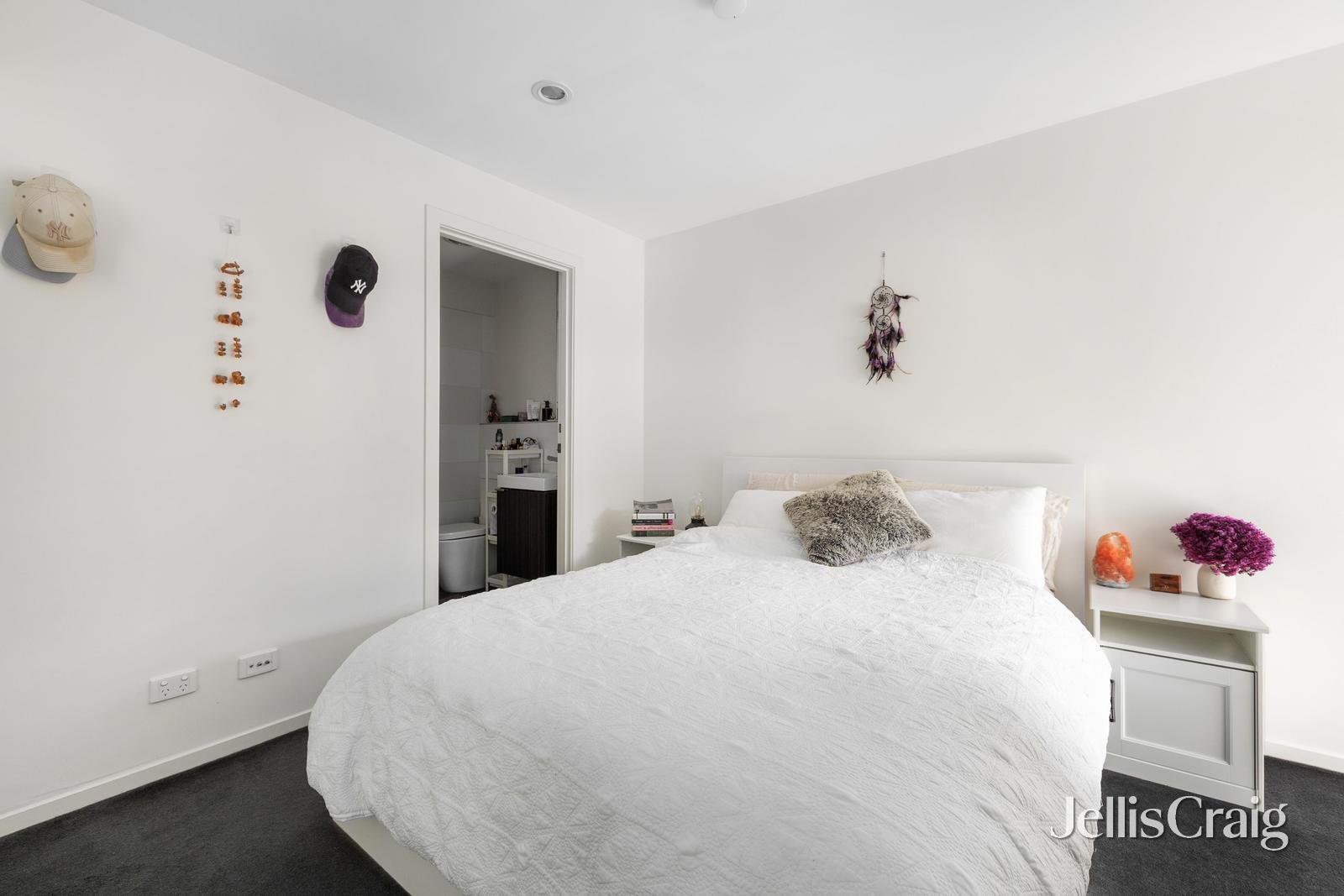 207/11 Copernicus Crescent, Bundoora image 4