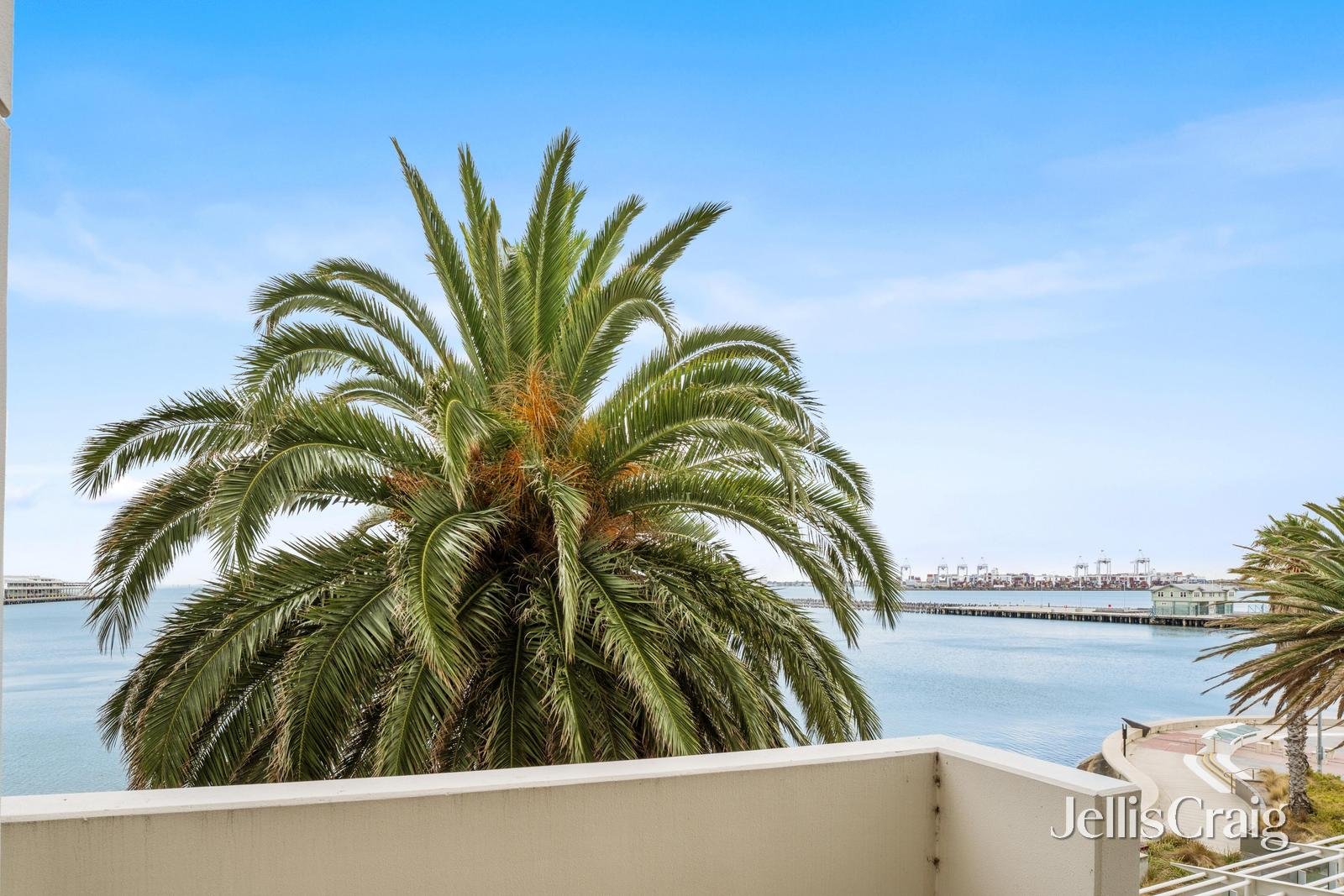 207/115 Beach Street, Port&nbsp;Melbourne image 7