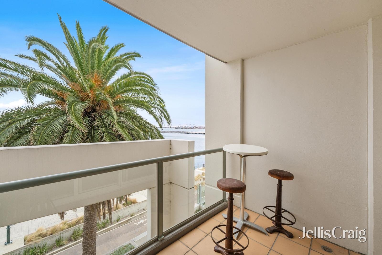 207/115 Beach Street, Port&nbsp;Melbourne image 9