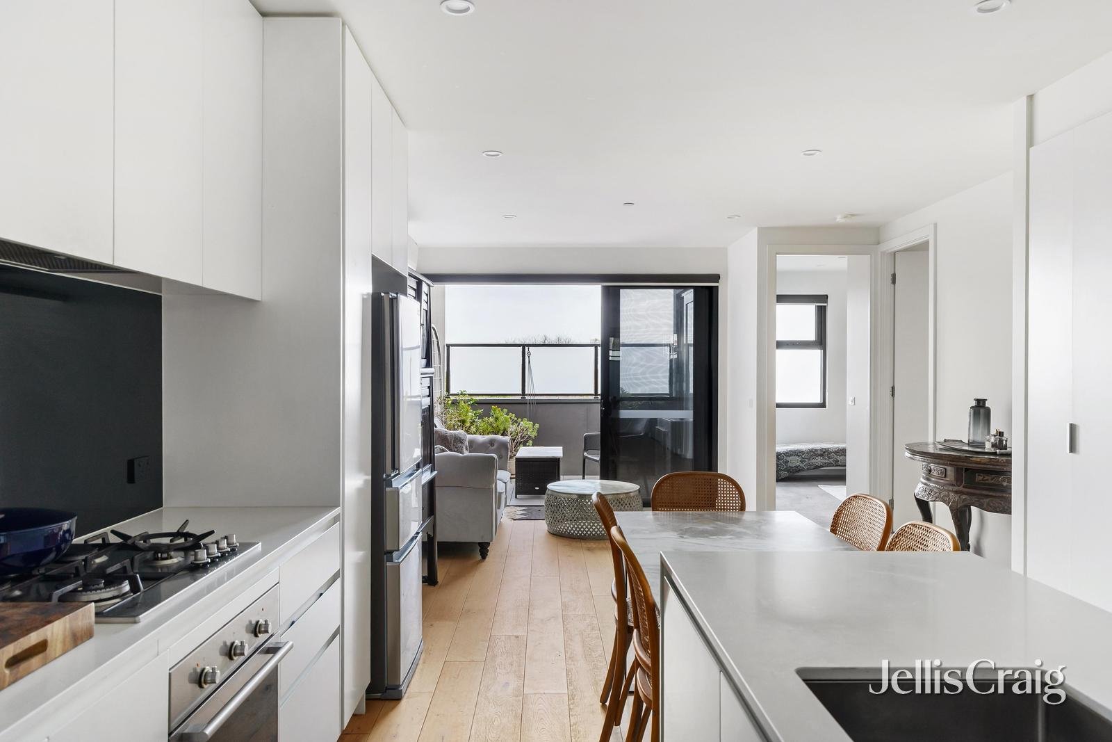 207/119 Poath Road, Murrumbeena image 7