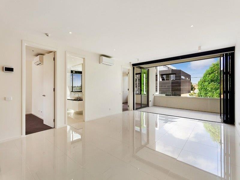 Property Gallery Thumbnail 3