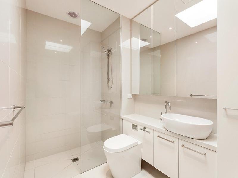 Property Gallery Thumbnail 6
