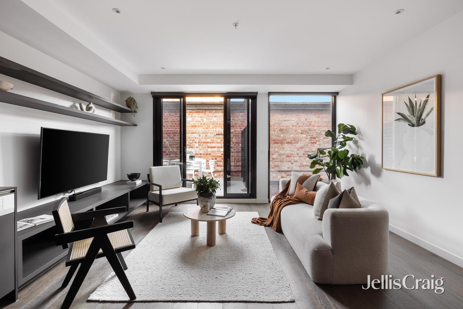 207/172 Lennox Street, Richmond image 2