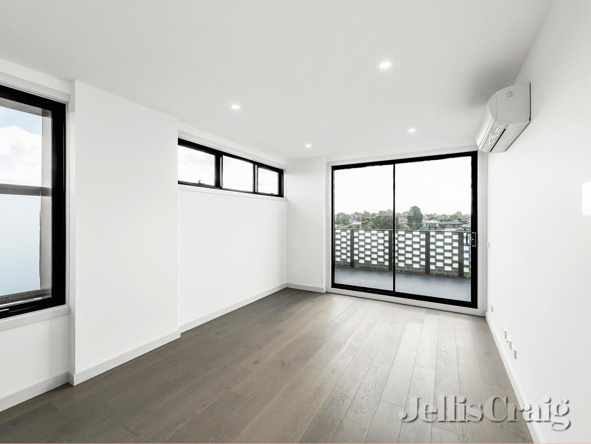 207/2-4 Blair Street, Bentleigh image 2