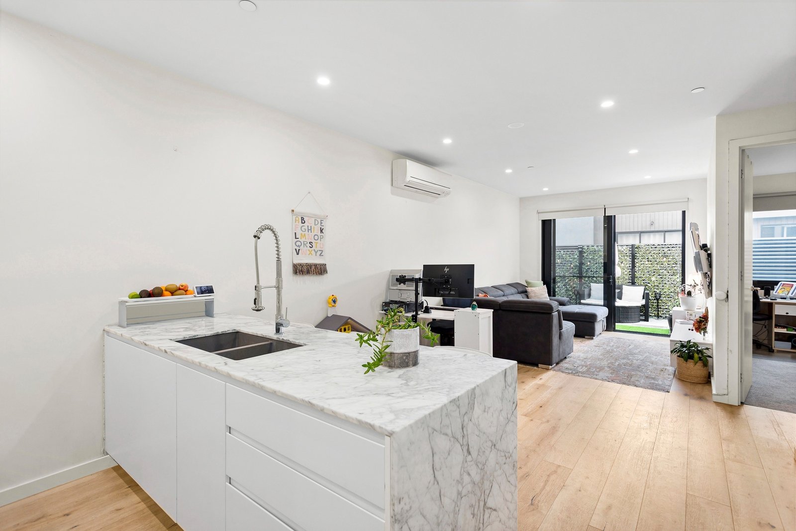 Property Gallery Thumbnail 2