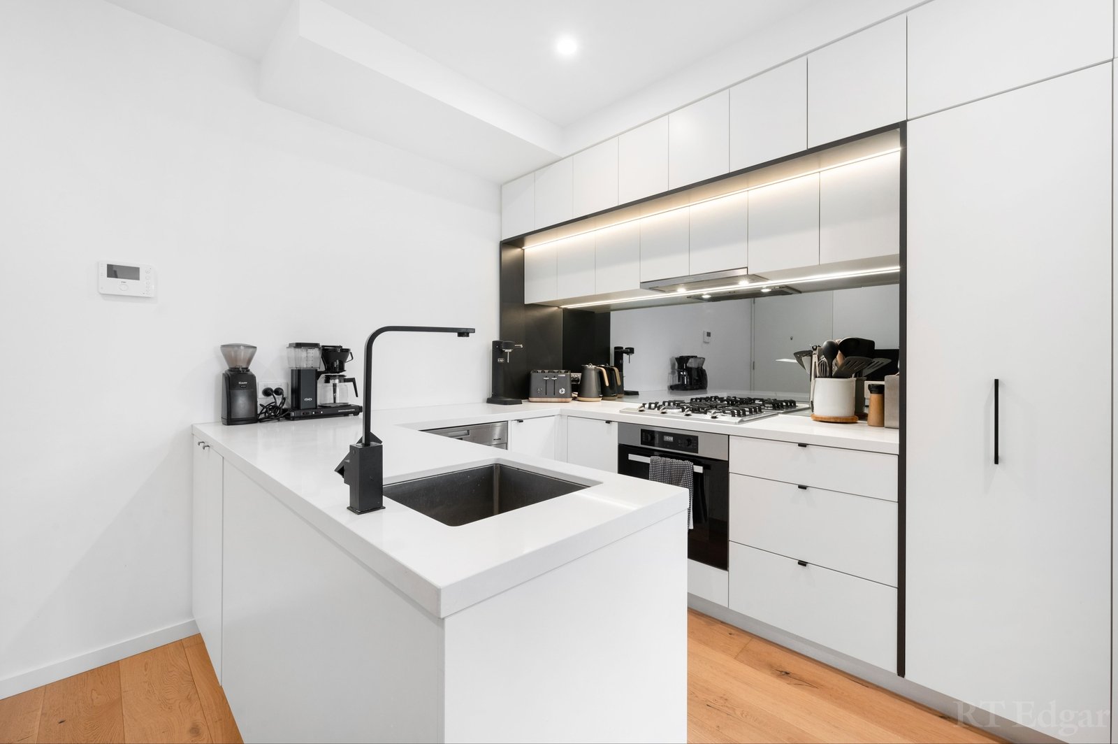 Property Gallery Thumbnail 2