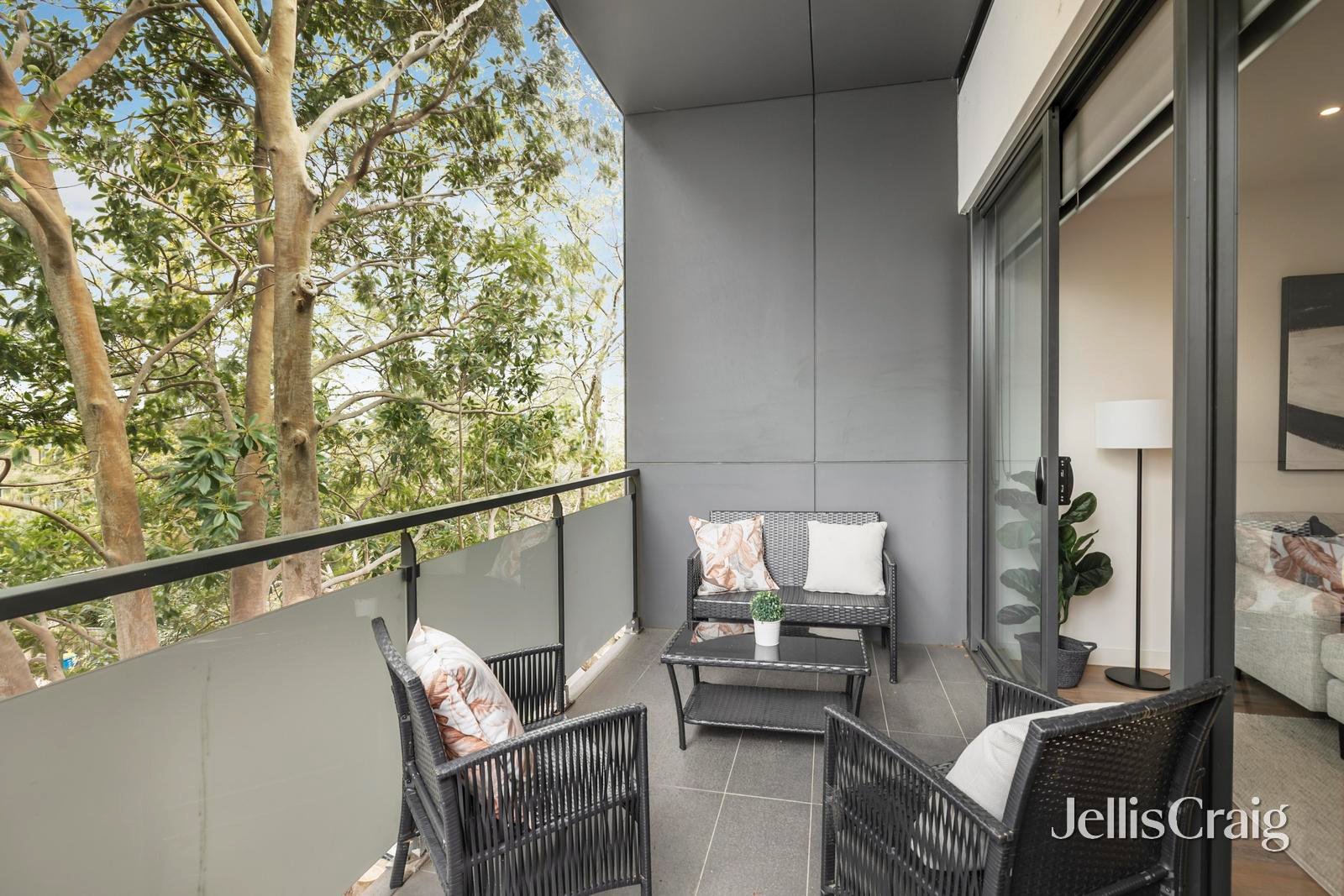 207/38 Camberwell Road, Hawthorn East image 1