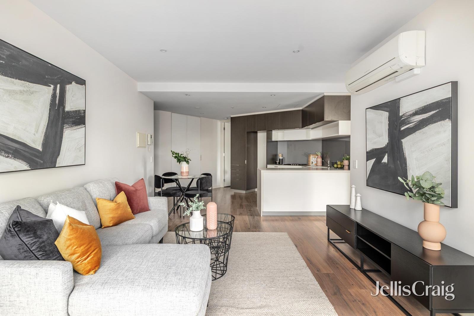 207/38 Camberwell Road, Hawthorn East image 3