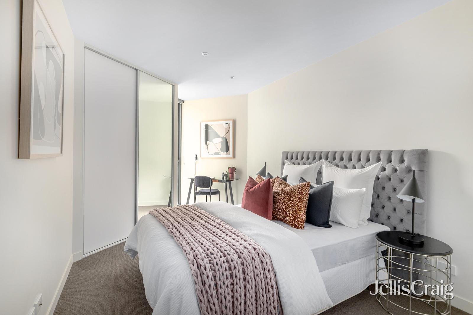 207/38 Camberwell Road, Hawthorn East image 5