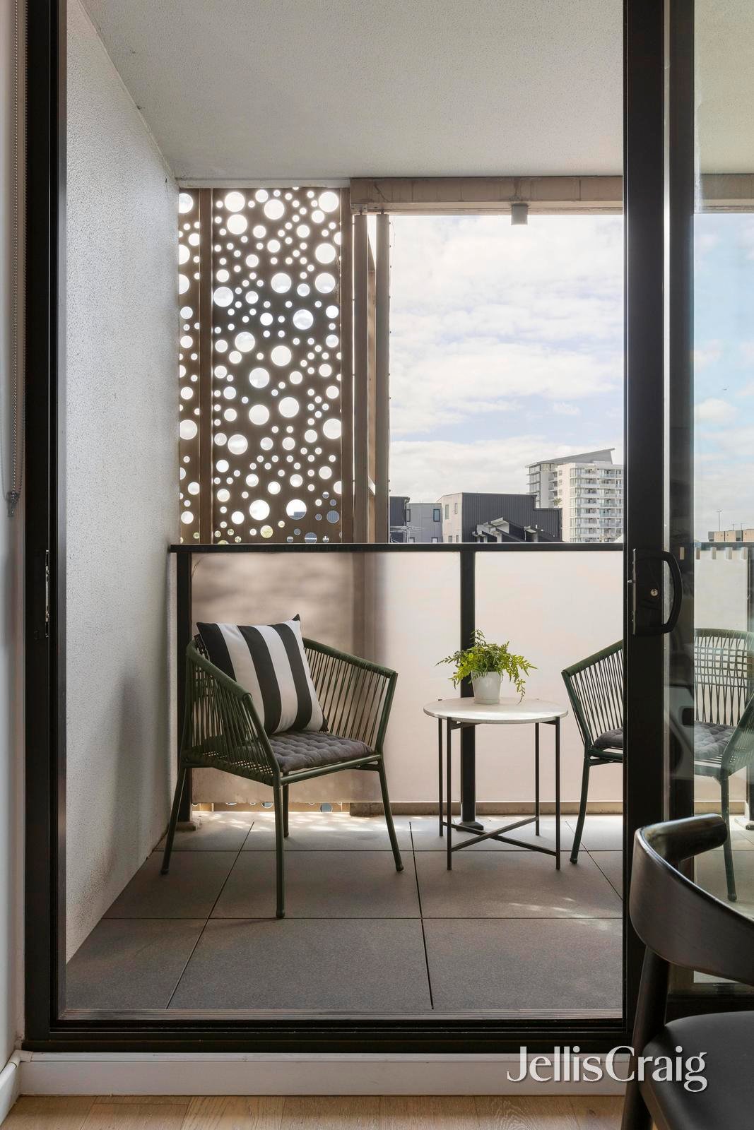 207/5 Beavers Road, Northcote image 14