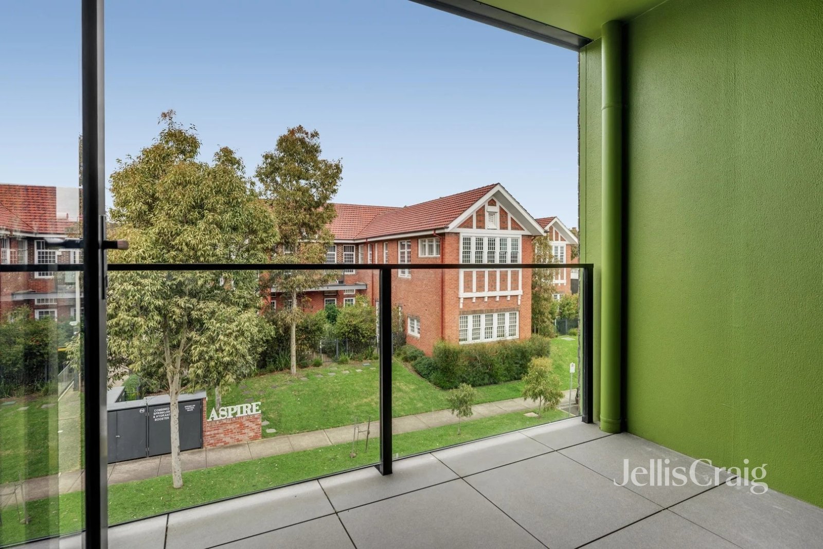 207/5 Zenith Rise, Bundoora image 6