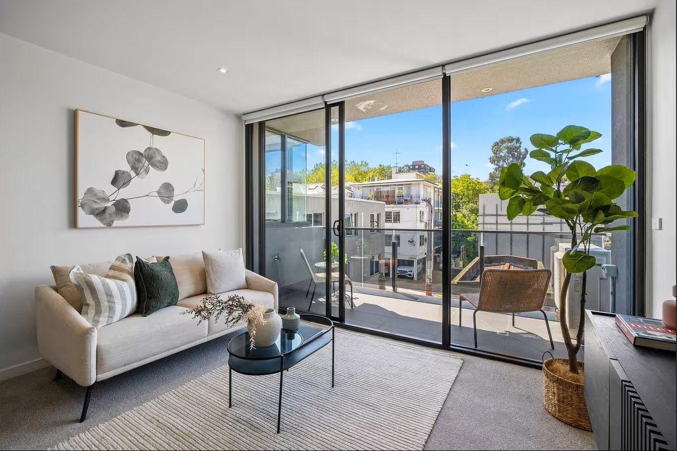 207/57 Toorak Road, South&nbsp;Yarra image 4