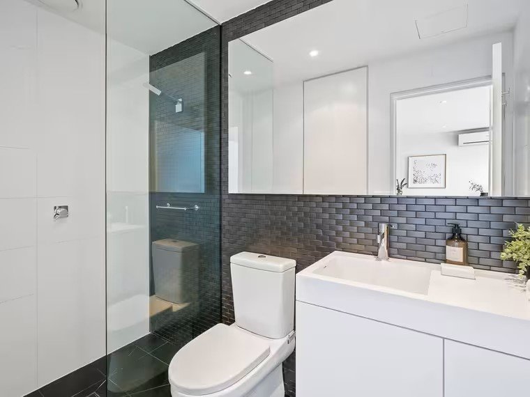 207/57 Toorak Road, South&nbsp;Yarra image 8