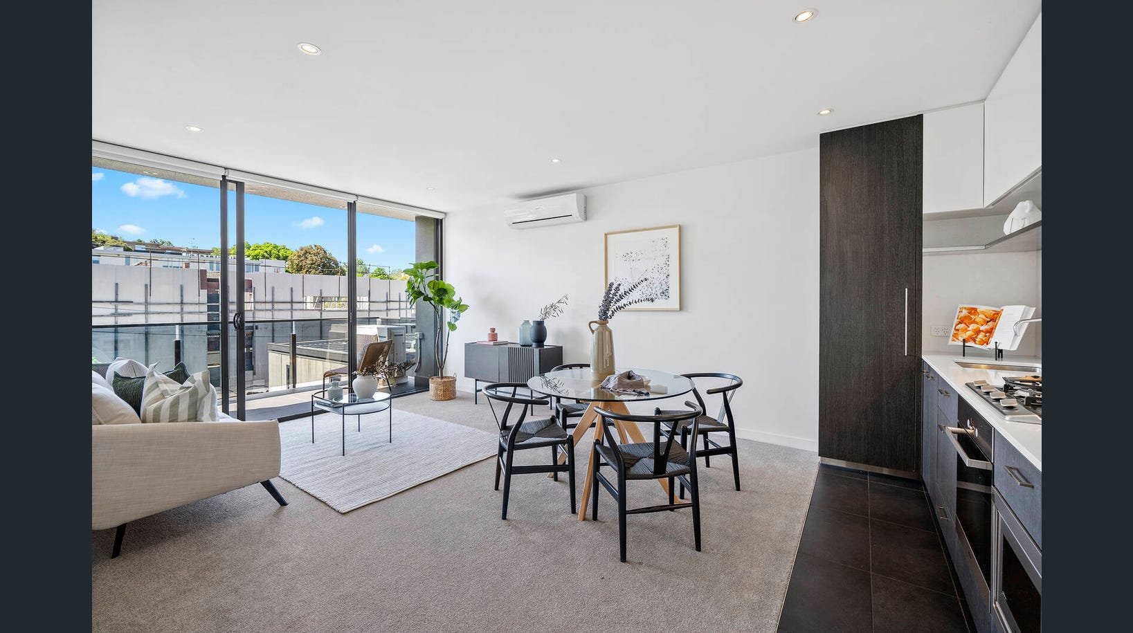207/57 Toorak Road, South Yarra image 2