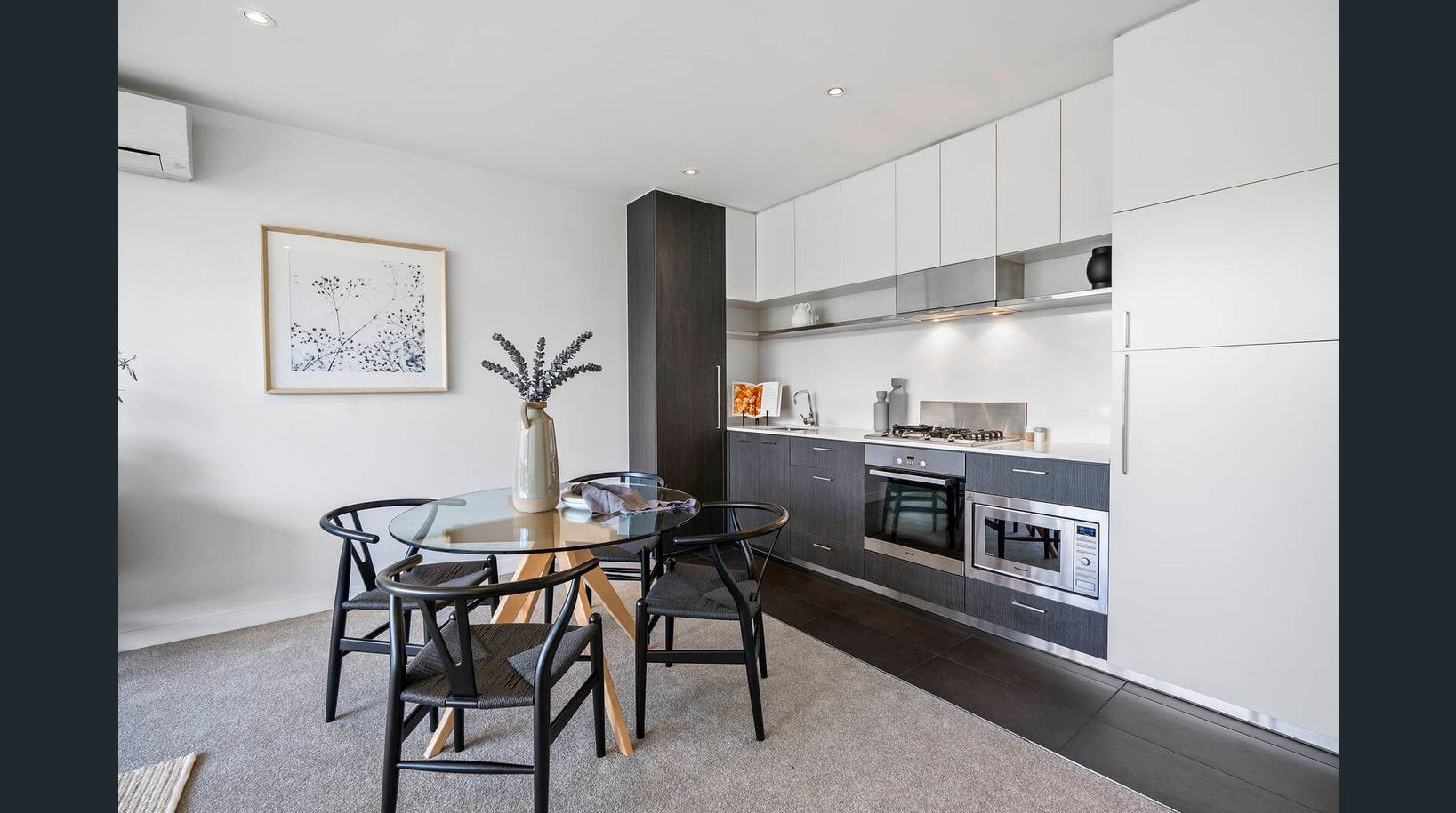 207/57 Toorak Road, South Yarra image 4