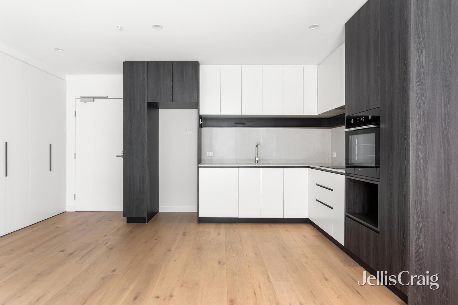 207/626 Heidelberg Road, Alphington image 4