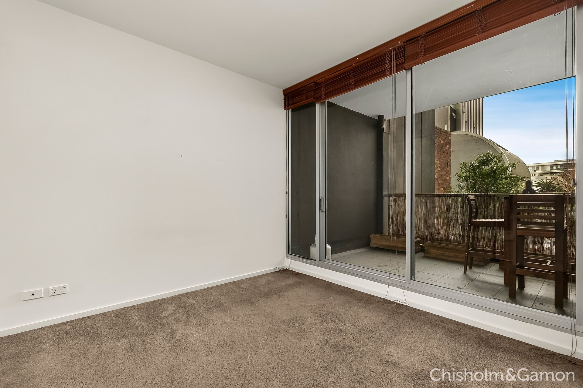 207/65 Beach Street, Port Melbourne image 5