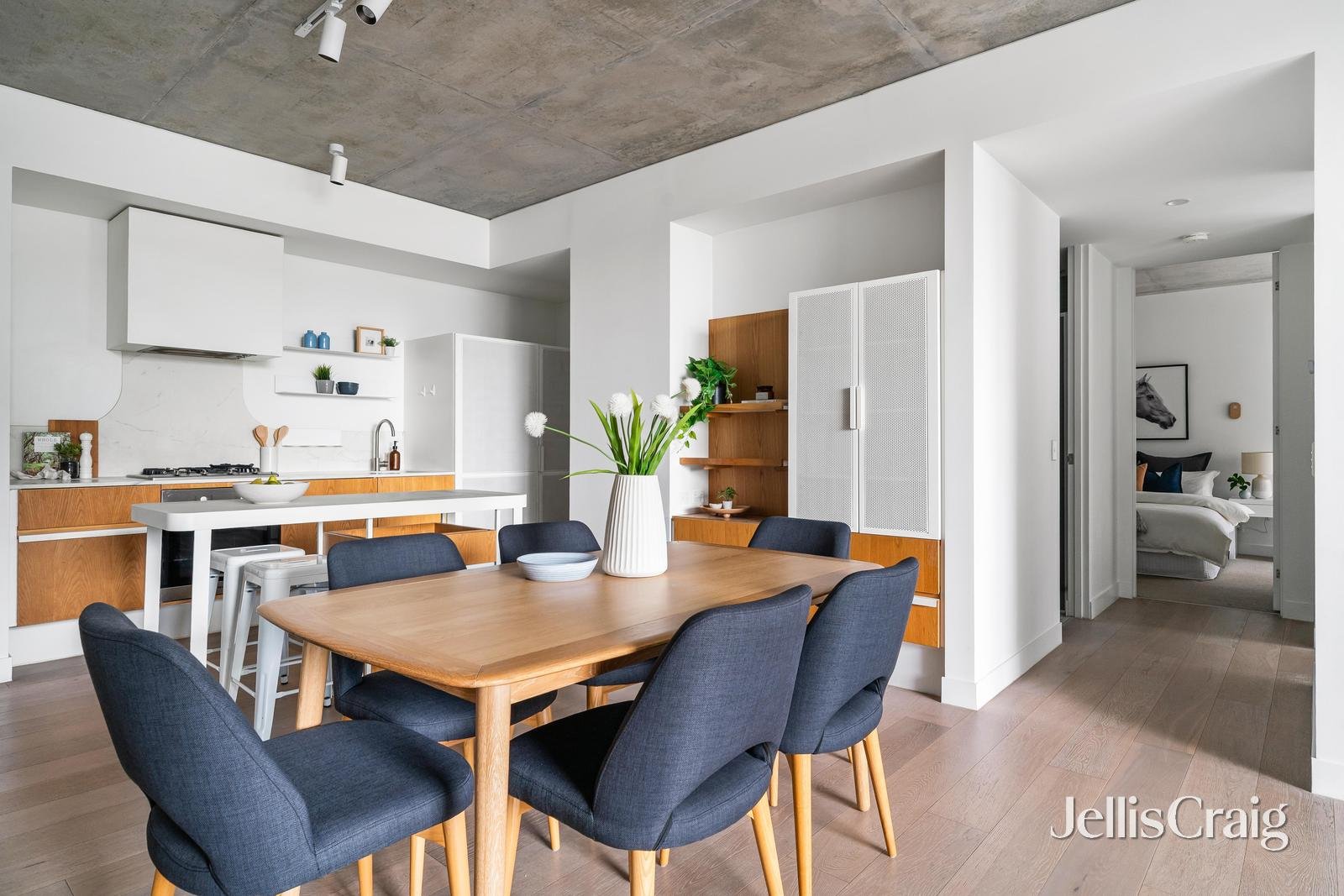 207/8 Luton Lane, Hawthorn image 3