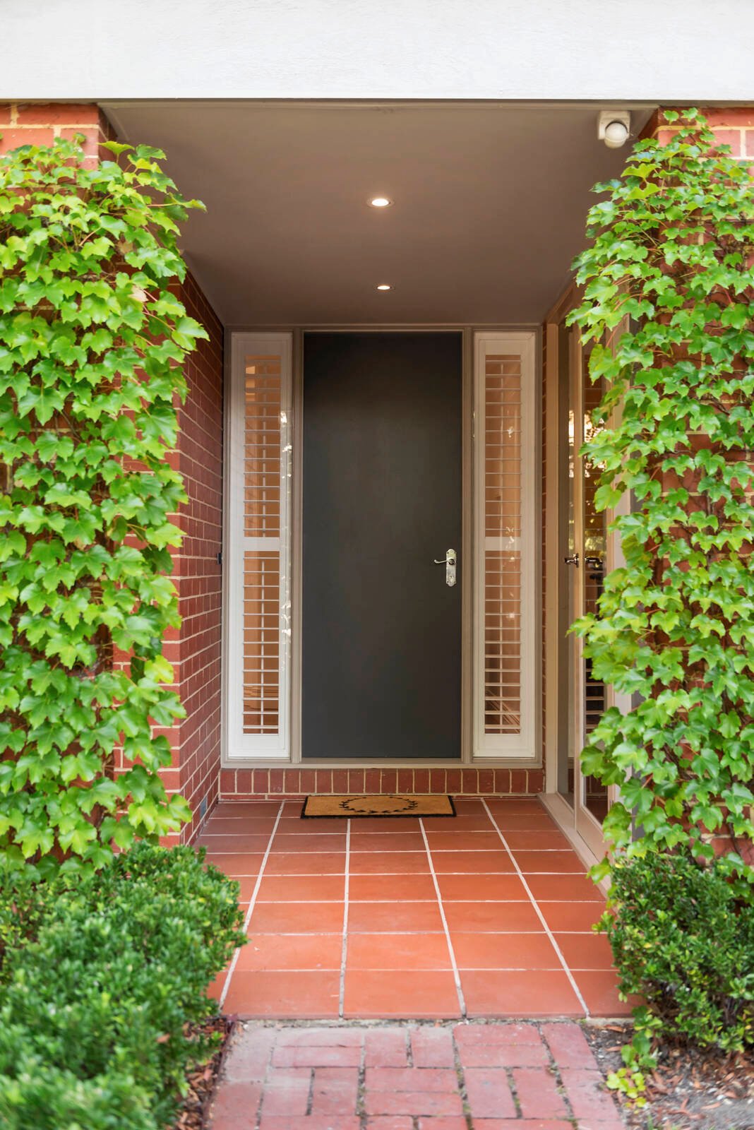 Property Gallery Thumbnail 2