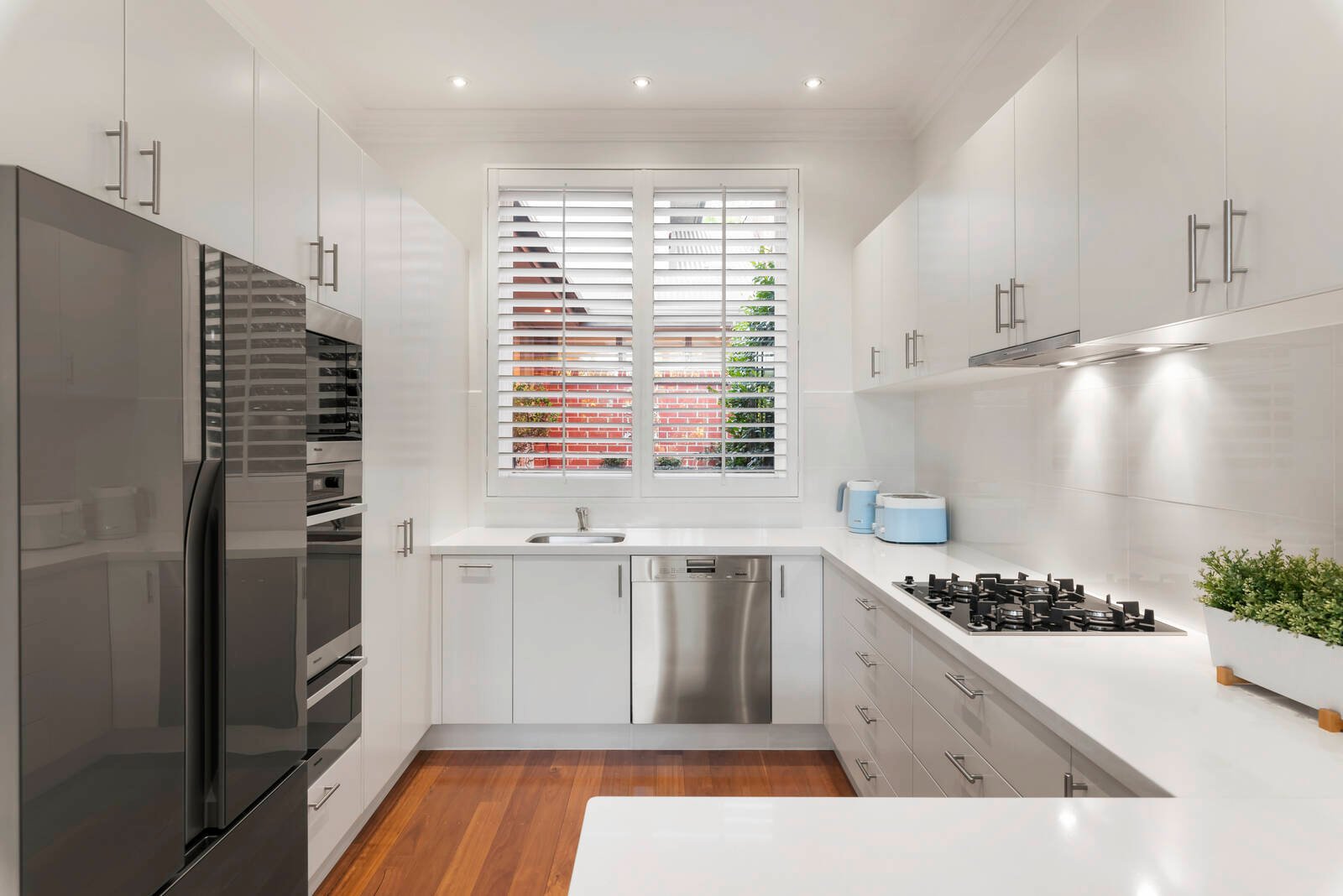 Property Gallery Thumbnail 6