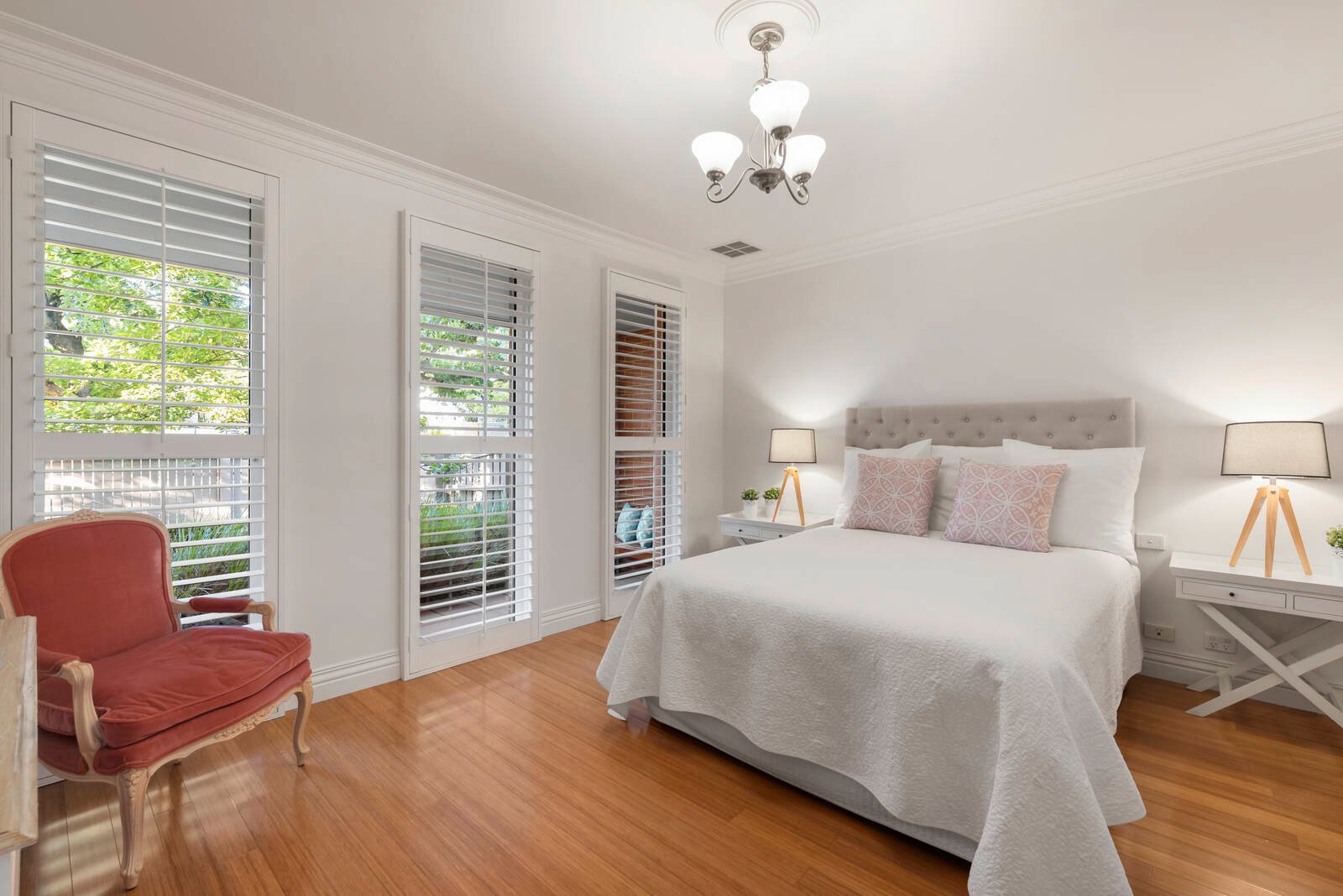 Property Gallery Thumbnail 8