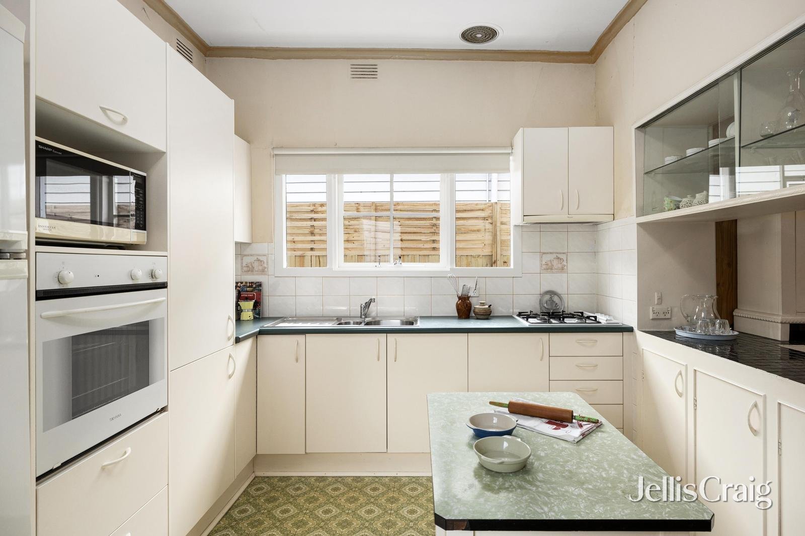 208 Prospect Hill Road, Surrey&nbsp;Hills image 6