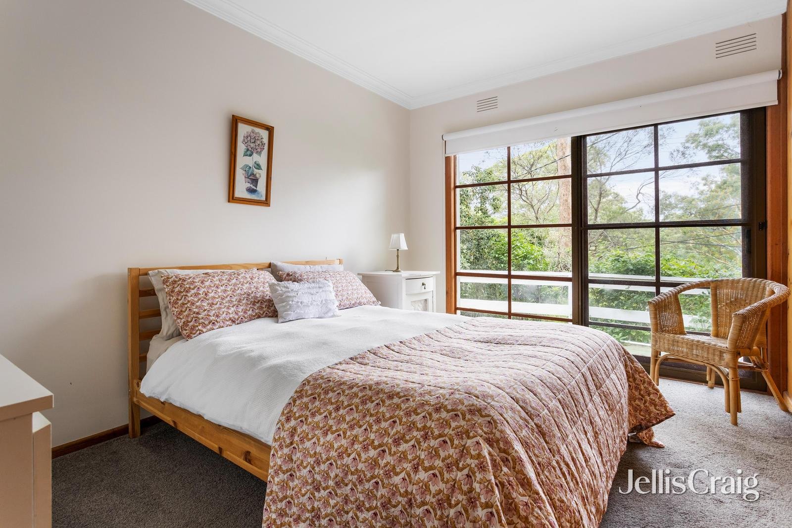 208 Rattray Road, Montmorency image 7