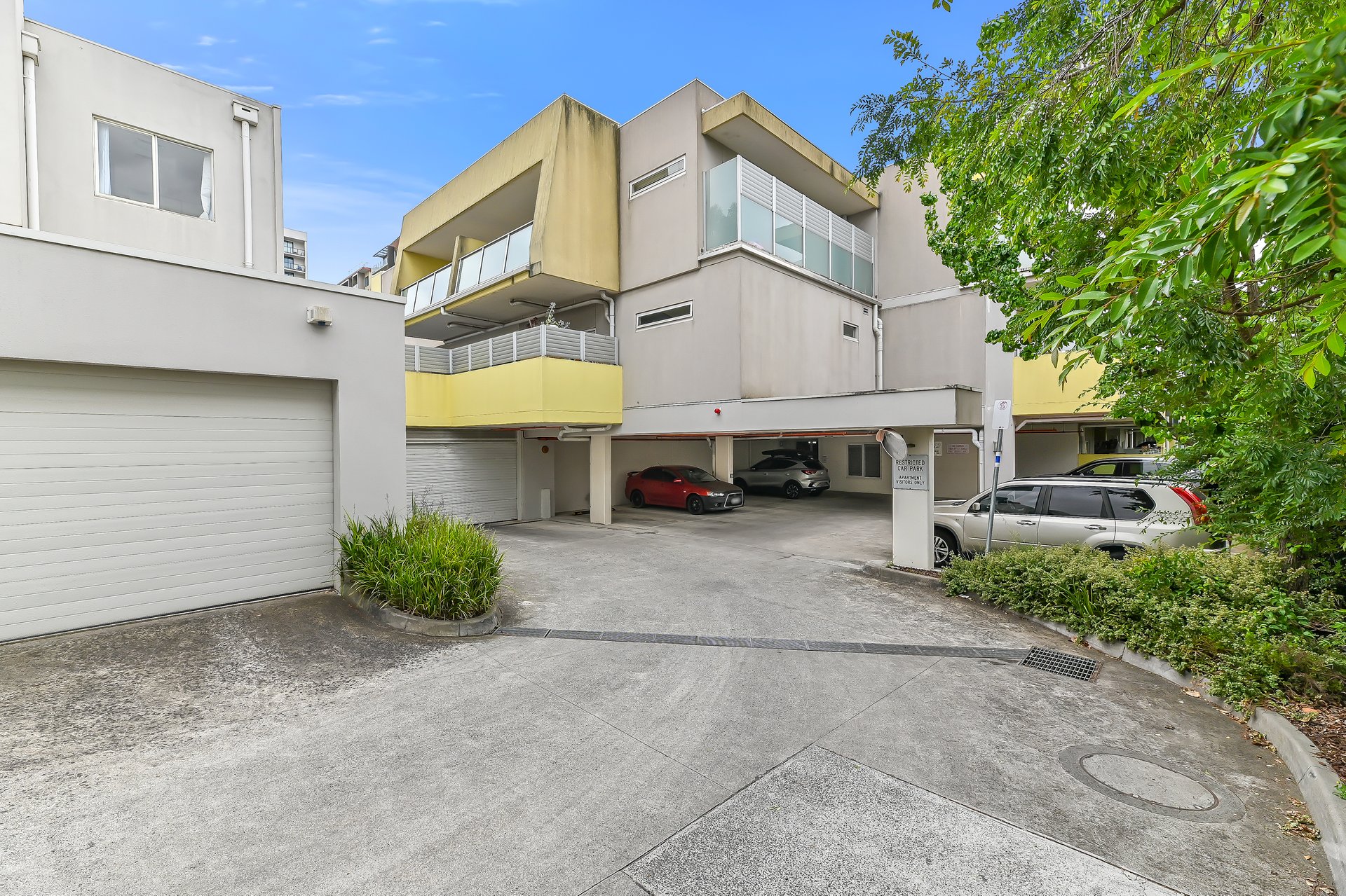 20/800 Elgar Road, Doncaster image 2