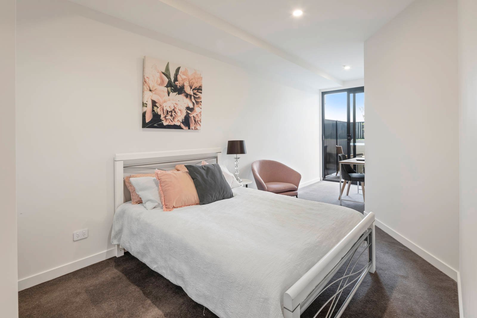 20/801 Centre Road, Bentleigh East image 6