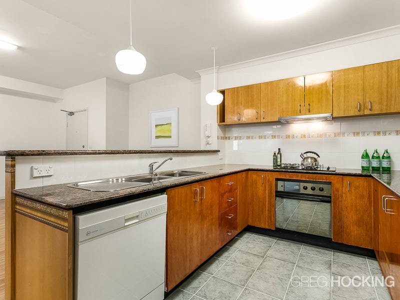 208/102 Wells Street, Southbank image 4