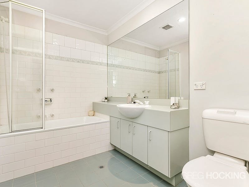 208/102 Wells Street, Southbank image 6