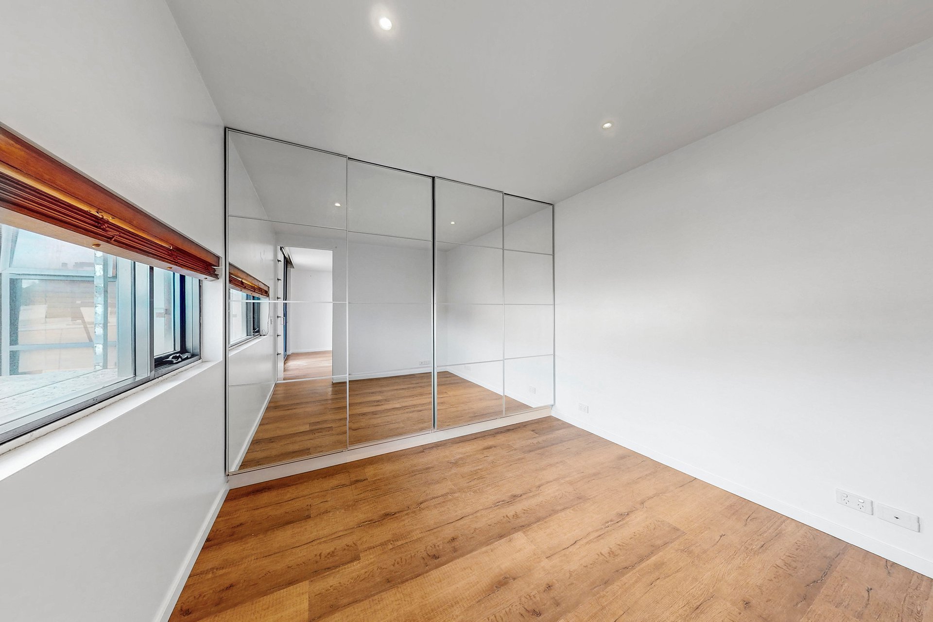 208/151 Burwood Road, Hawthorn image 6