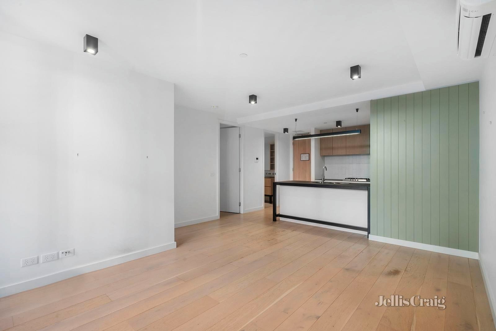 208/184 Whitehorse Road, Balwyn image 1