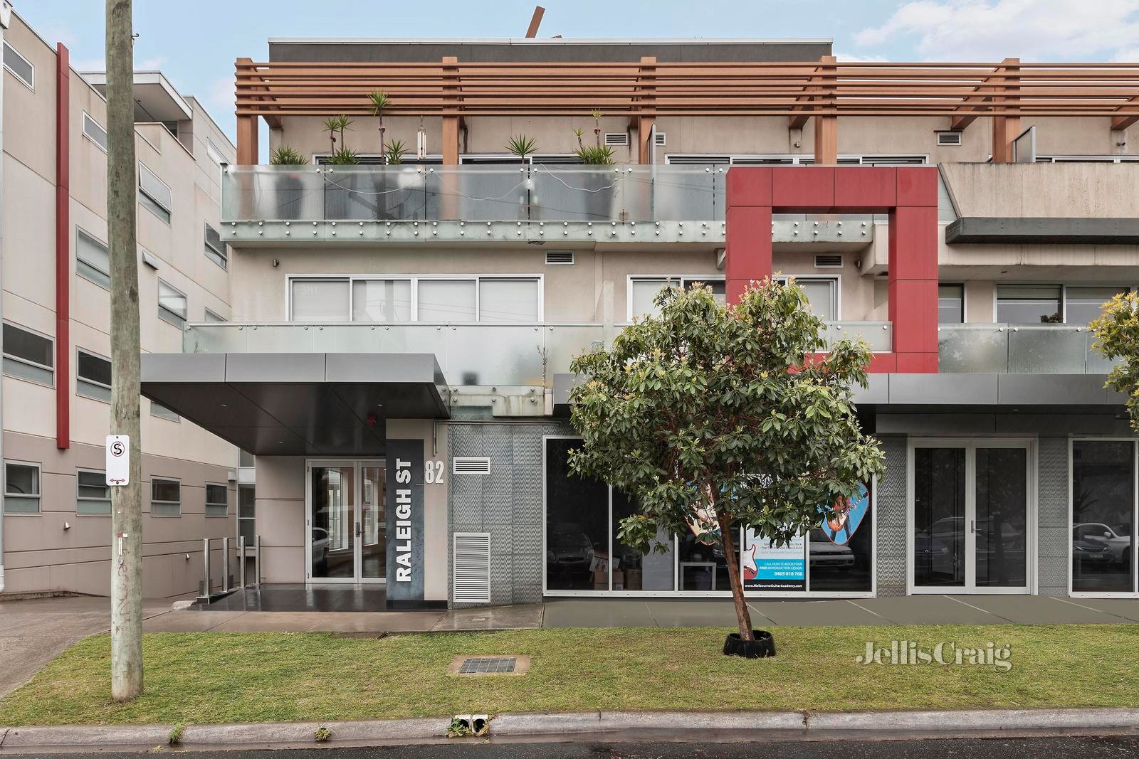 20/82 Raleigh Street, Essendon image 7