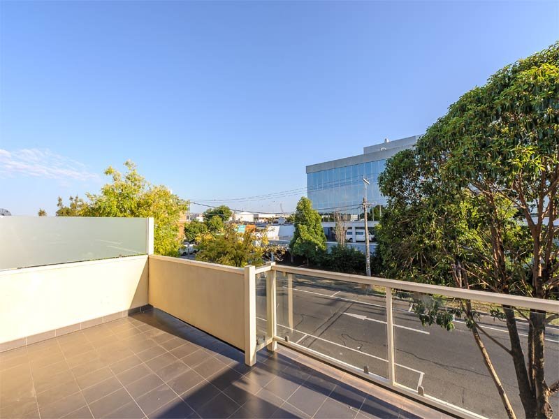 208/21 Cambridge Street, Box Hill image 7