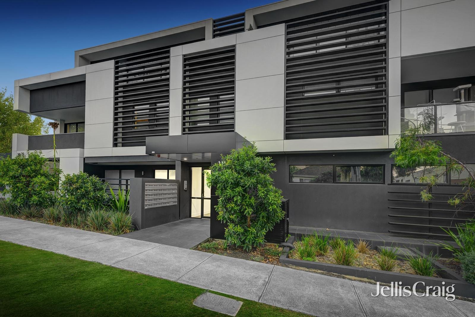 208/5-7 Browns Avenue, Ringwood image 1