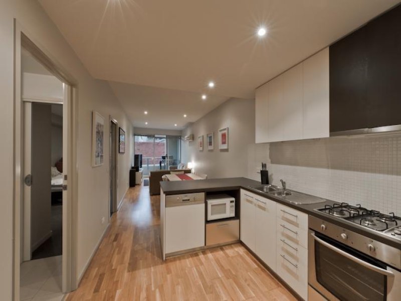 208/54 Nott Street, Port Melbourne image 1