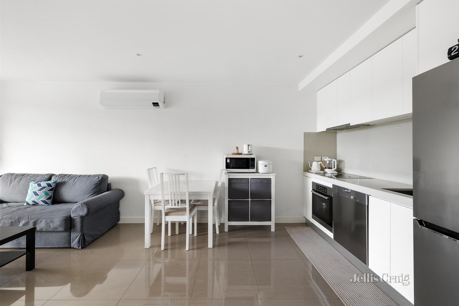 208/567 Glenferrie Road, Hawthorn image 7