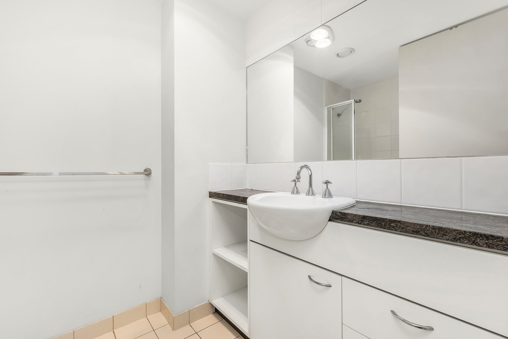 Property Gallery Thumbnail 4