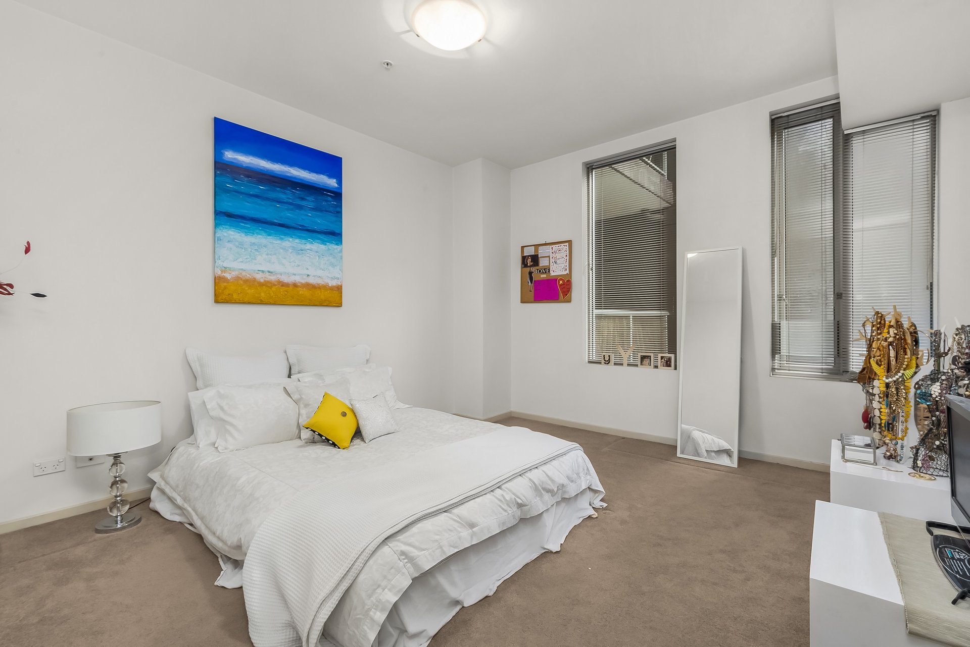 Property Gallery Thumbnail 5