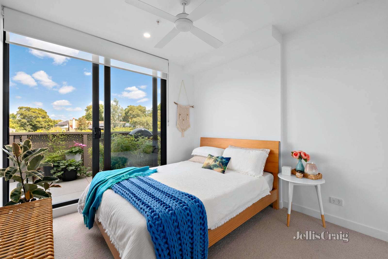 208/661 Whitehorse Road, Mont Albert image 7