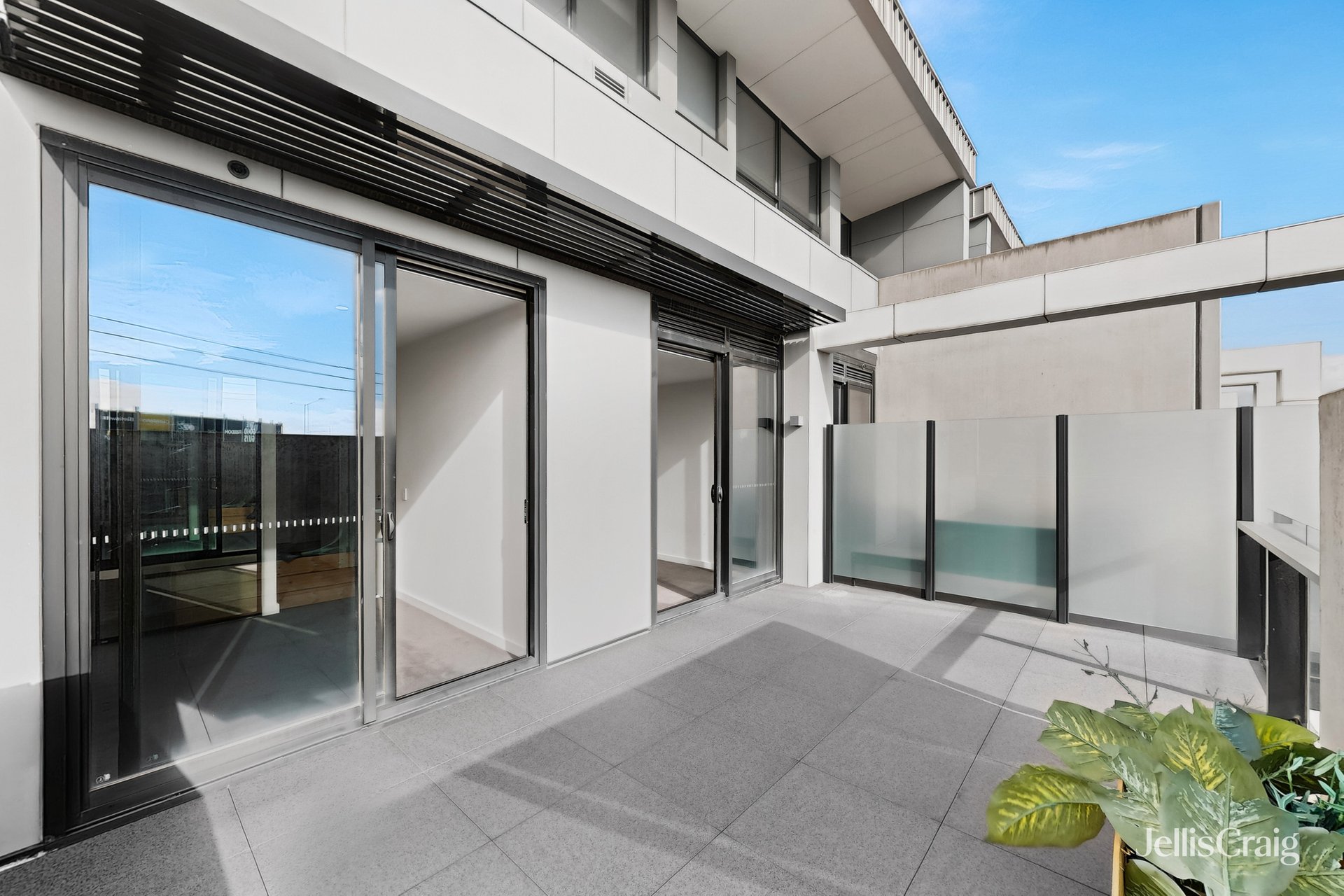 208/82 Bulla Road, Strathmore image 12