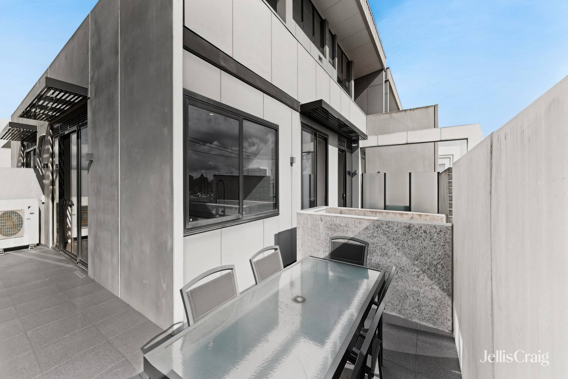 208/82 Bulla Road, Strathmore image 13