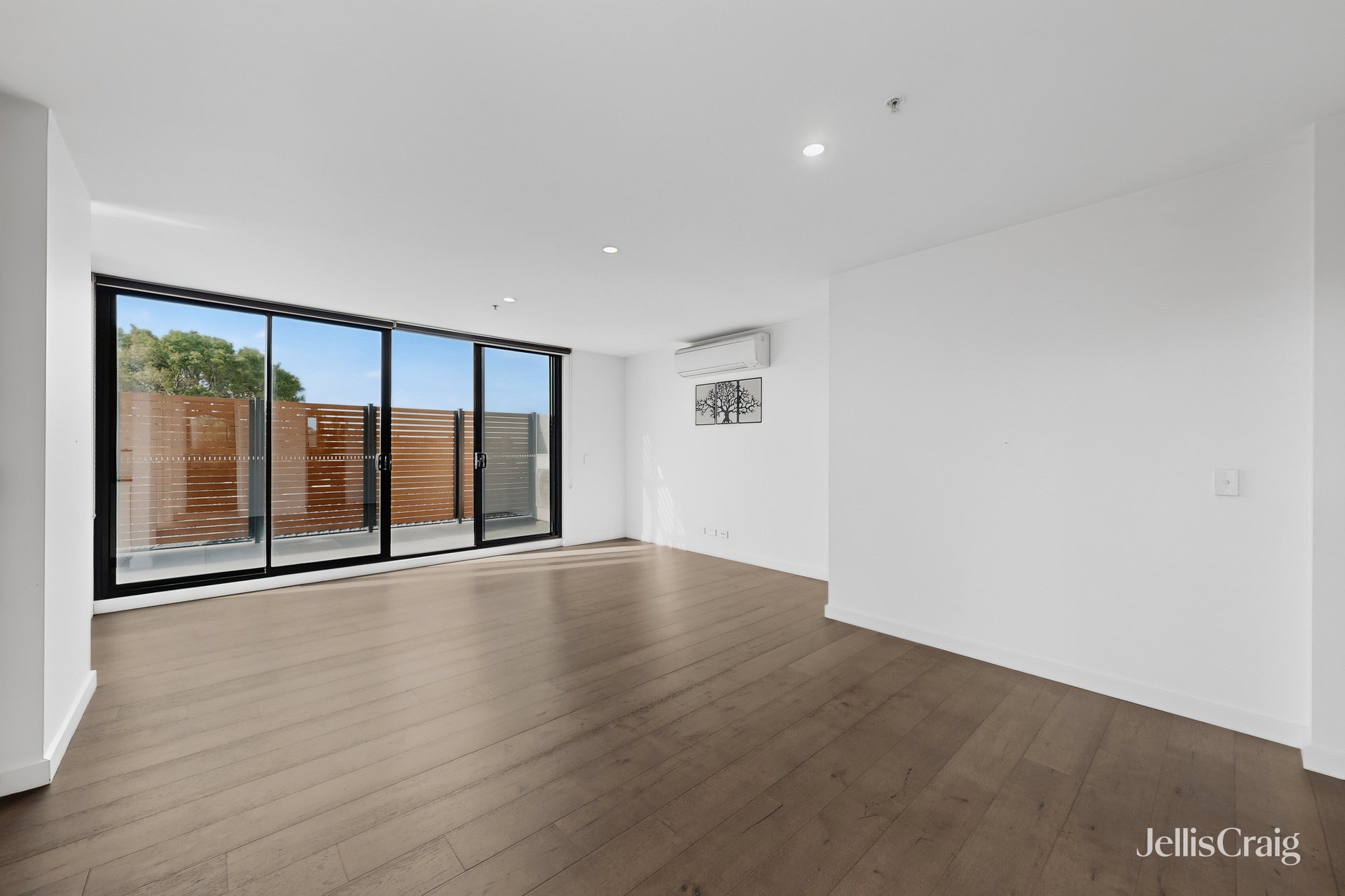 208/82 Bulla Road, Strathmore image 5