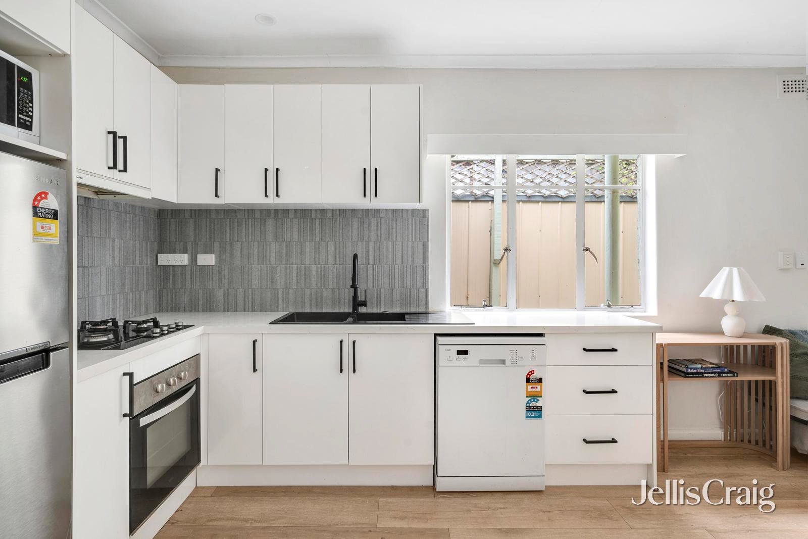 209 Albion Street, Brunswick image 4