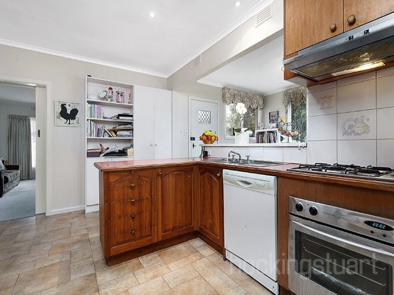 209 Dorking Road, Box Hill North image 4